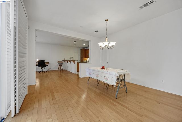 156 W Moraga St, Mountain House, CA 95391