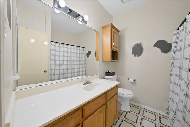 4925 Saint Thomas Place, Fort Worth, TX 76135