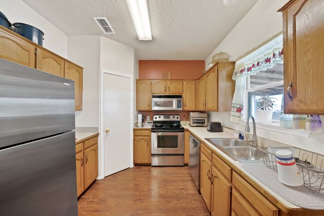4925 Saint Thomas Place, Fort Worth, TX 76135