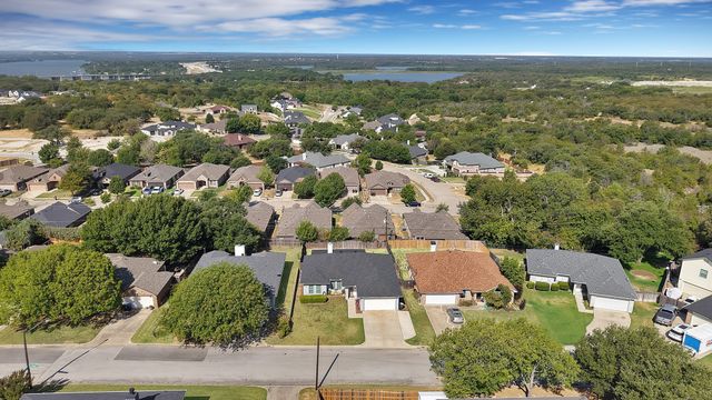 4925 Saint Thomas Place, Fort Worth, TX 76135