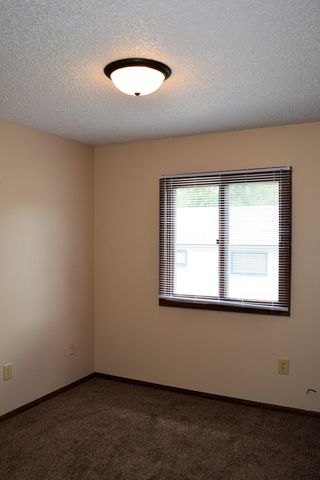 305-307 S 23rd Street S, Fargo, ND 58103