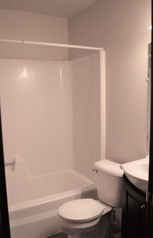 305-307 S 23rd Street S, Fargo, ND 58103