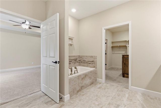 404 W 10th Street, Lawson, MO 64062