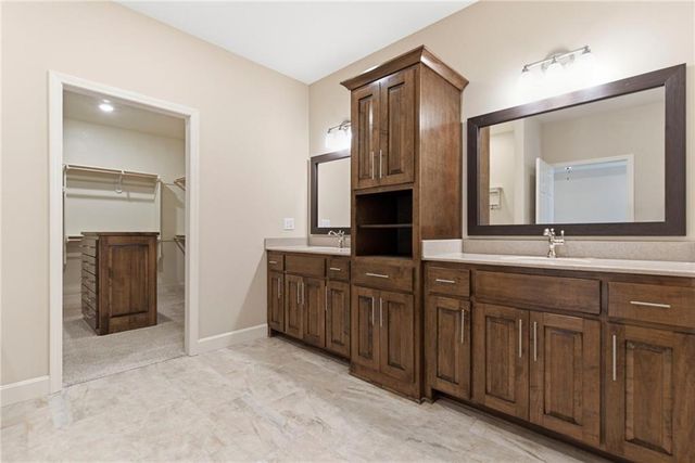 404 W 10th Street, Lawson, MO 64062