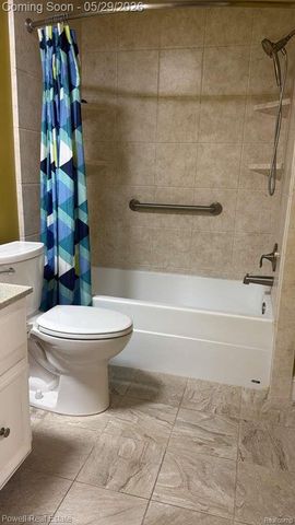 1798 Brentwood Drive, Troy, MI 48098