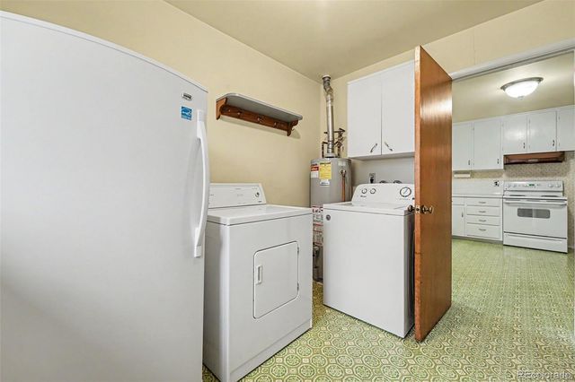 6420 W 60th Place, Arvada, CO 80003