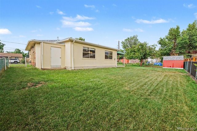 6420 W 60th Place, Arvada, CO 80003