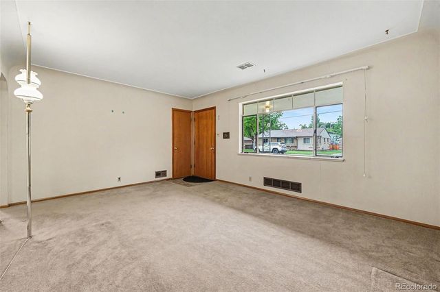 6420 W 60th Place, Arvada, CO 80003