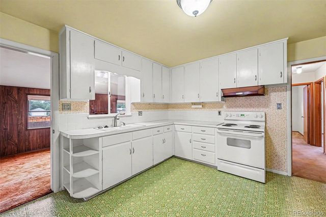 6420 W 60th Place, Arvada, CO 80003