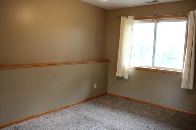 9919 Weston Drive, Monticello, MN 55362