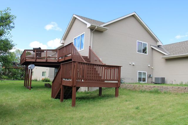 9919 Weston Drive, Monticello, MN 55362