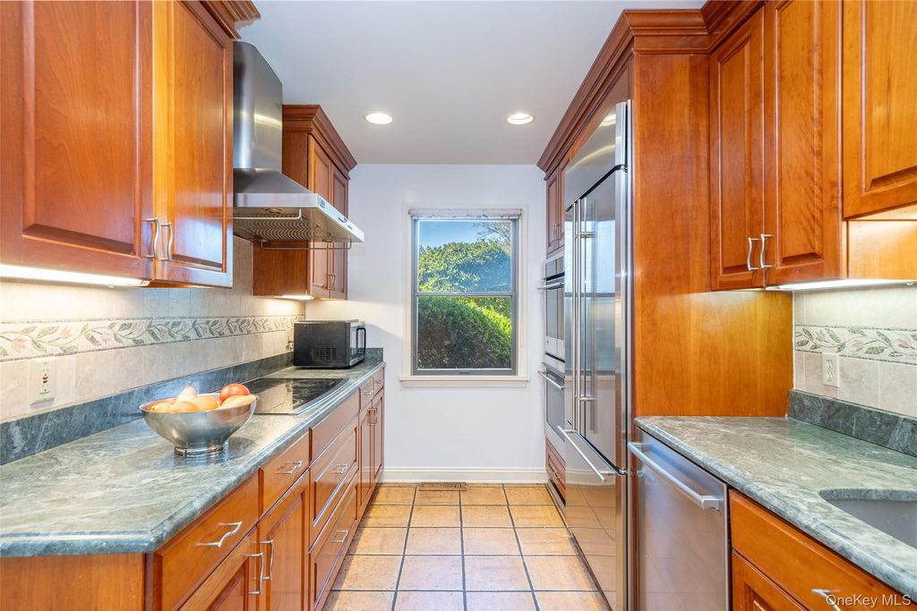 341 Furnace Dock Road 50, Cortlandt Manor, NY 10567 — photo 5