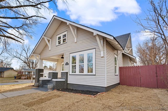 500 N C Avenue, Cleveland, OK 74020