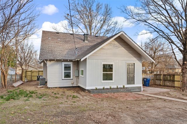 500 N C Avenue, Cleveland, OK 74020