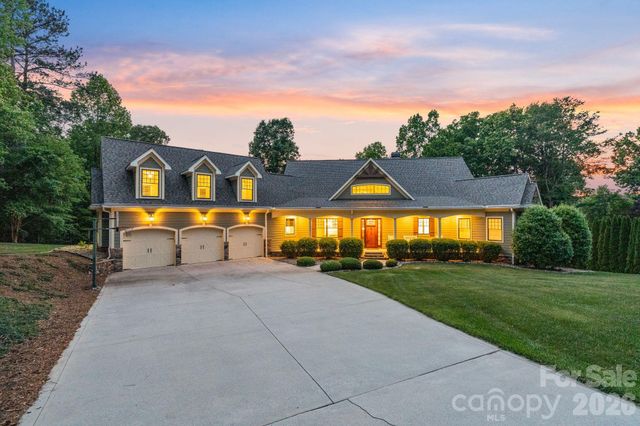 2243 Whiterock Court, Sherrills Ford, NC 28673