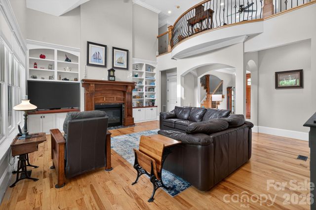 2243 Whiterock Court, Sherrills Ford, NC 28673