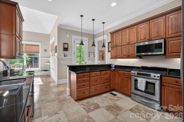 2243 Whiterock Court, Sherrills Ford, NC 28673