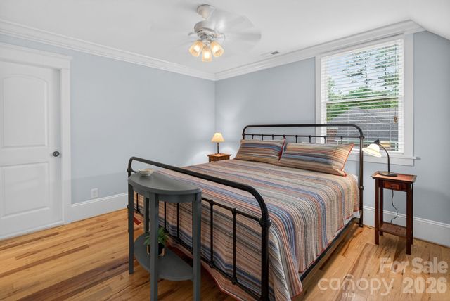 2243 Whiterock Court, Sherrills Ford, NC 28673