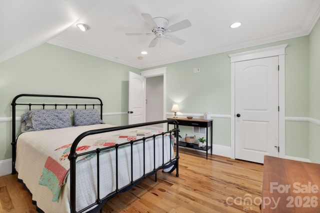 2243 Whiterock Court, Sherrills Ford, NC 28673