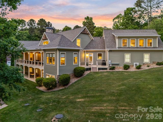 2243 Whiterock Court, Sherrills Ford, NC 28673