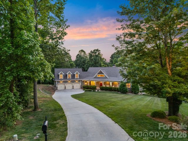 2243 Whiterock Court, Sherrills Ford, NC 28673