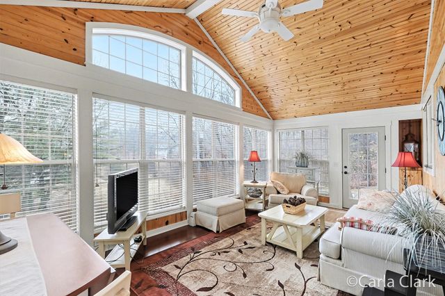 7987 Tiffany Avenue NE, Rockford, MI 49341