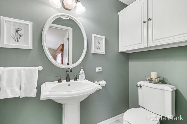 7987 Tiffany Avenue NE, Rockford, MI 49341