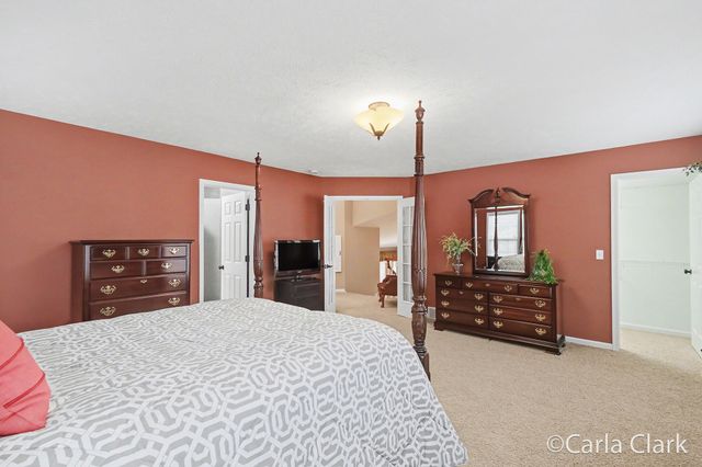 7987 Tiffany Avenue NE, Rockford, MI 49341