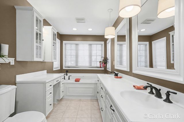 7987 Tiffany Avenue NE, Rockford, MI 49341