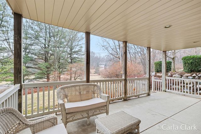 7987 Tiffany Avenue NE, Rockford, MI 49341