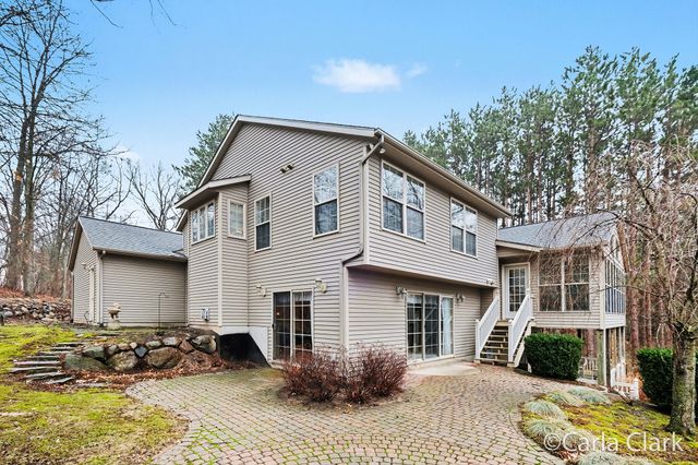 7987 Tiffany Avenue NE, Rockford, MI 49341