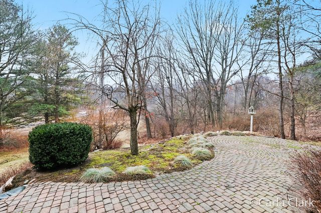 7987 Tiffany Avenue NE, Rockford, MI 49341