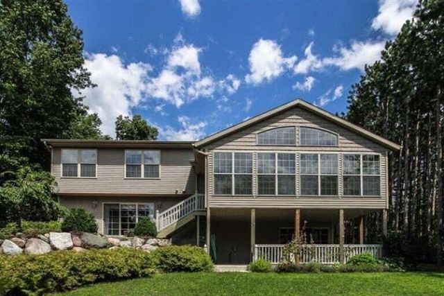 7987 Tiffany Avenue NE, Rockford, MI 49341