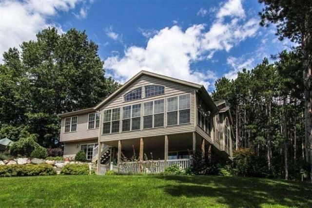 7987 Tiffany Avenue NE, Rockford, MI 49341