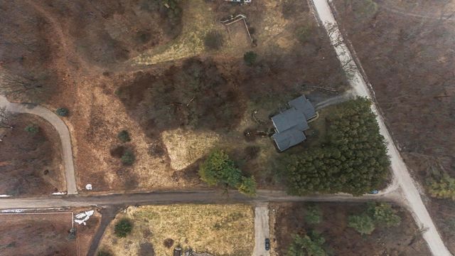 7987 Tiffany Avenue NE, Rockford, MI 49341