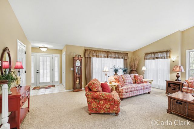 7987 Tiffany Avenue NE, Rockford, MI 49341