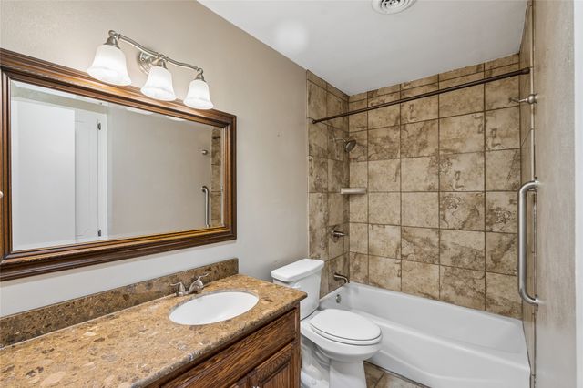 505 Caduceus Lane, Hurst, TX 76053
