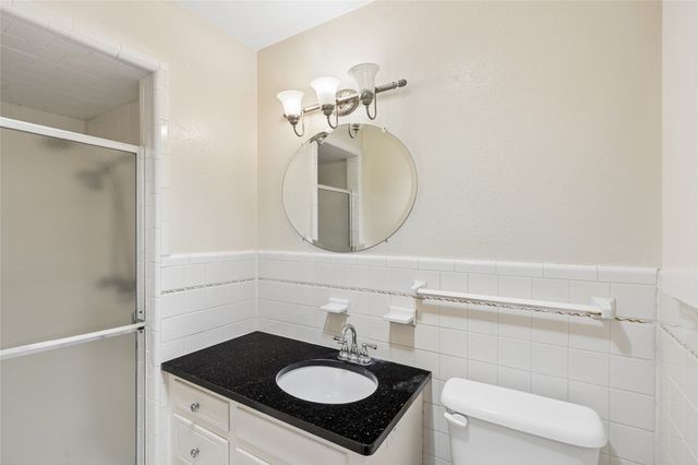 505 Caduceus Lane, Hurst, TX 76053