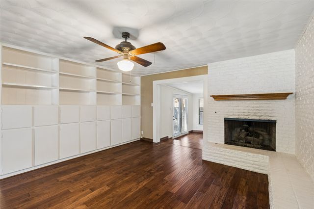 505 Caduceus Lane, Hurst, TX 76053