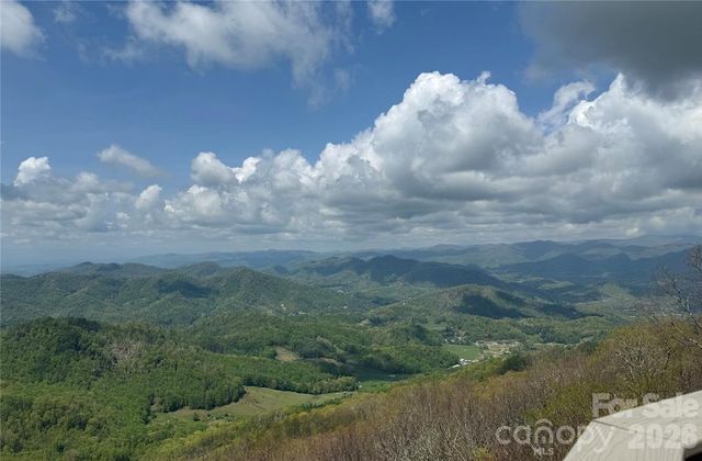 140 Slickrock Road F4, Burnsville, NC 28714
