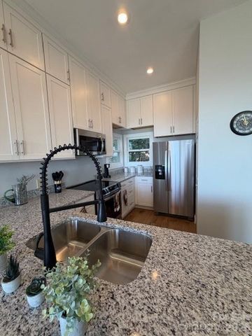 140 Slickrock Road F4, Burnsville, NC 28714