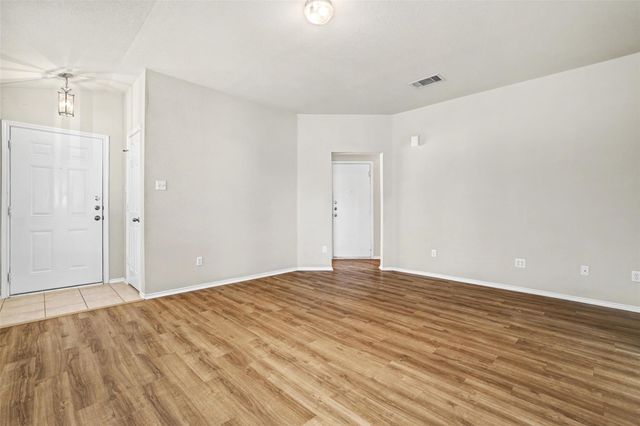 1007 Aiken DR, Leander, TX 78641