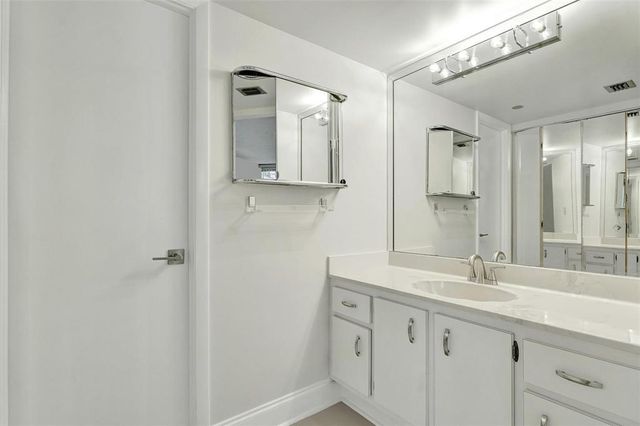 1000 St Charles Place 305, Pembroke Pines, FL 33026