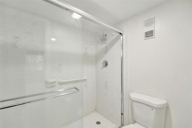 1000 St Charles Place 305, Pembroke Pines, FL 33026