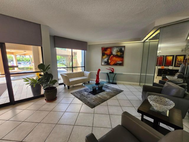 1000 St Charles Place 305, Pembroke Pines, FL 33026