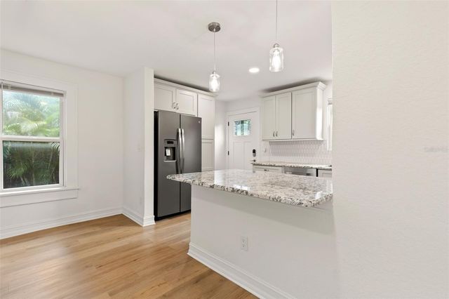 2010 DARTMOUTH AVENUE N, St Petersburg, FL 33713