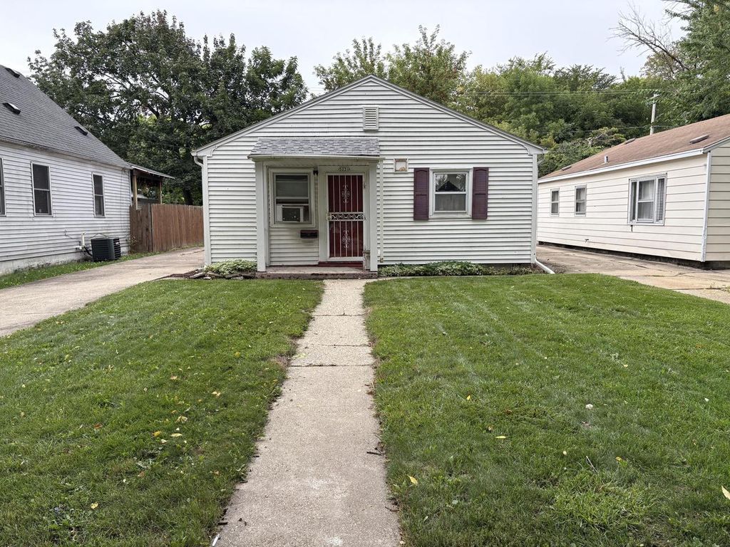 5231 N 52nd STREET, Milwaukee, WI 53218