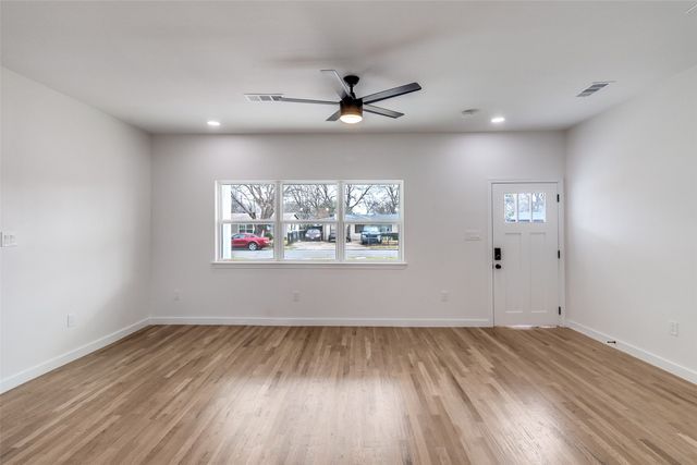 2145 Major Drive, Dallas, TX 75227