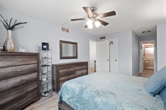 9350 Sunrise Lakes Boulevard 205, Sunrise, FL 33322