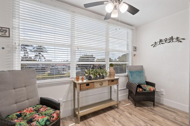 9350 Sunrise Lakes Boulevard 205, Sunrise, FL 33322